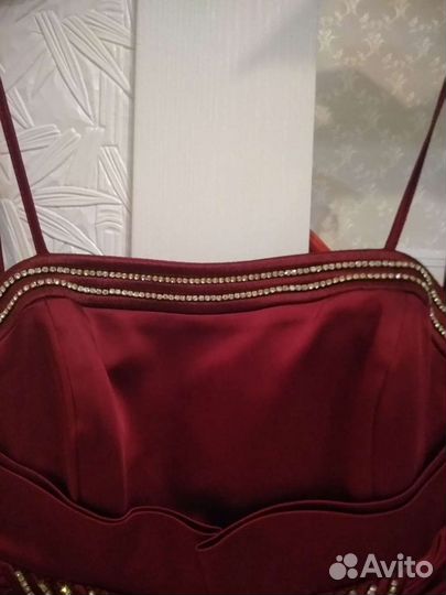 Красивое вечернее платье б/у