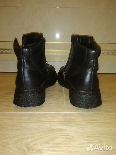 Ботинки женские 39