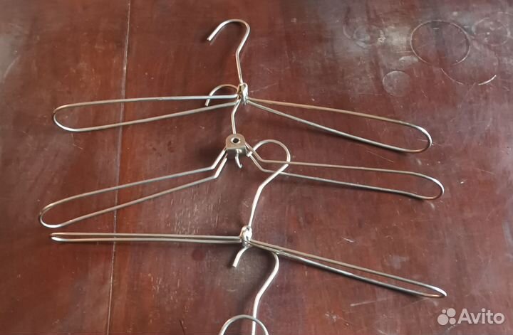 Плечики вешалки бу 10 шт.Продаю все сразу