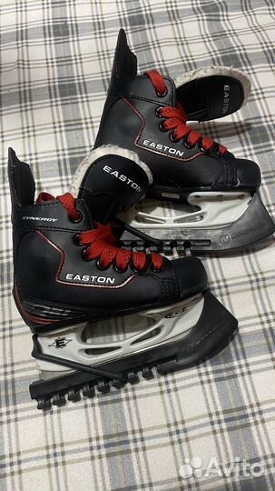 Коньки Easton