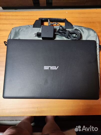 Ноутбук asus