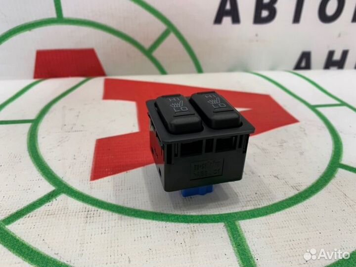 Кнопка подогрева сидений Mitsubishi Lancer 9 CS5W