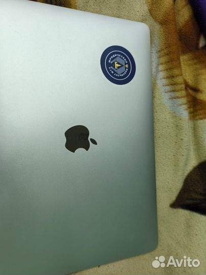 Apple MacBook Pro 13 2017