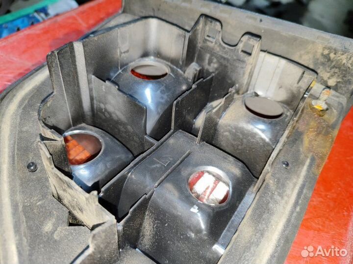 Фонарь задний левый Volkswagen Golf 2 хетчбек 1.8I