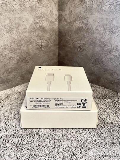 Кабель быстрой зарядки Apple Lightning Type-C