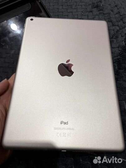 Планшет Apple iPad 8 32gb wifi