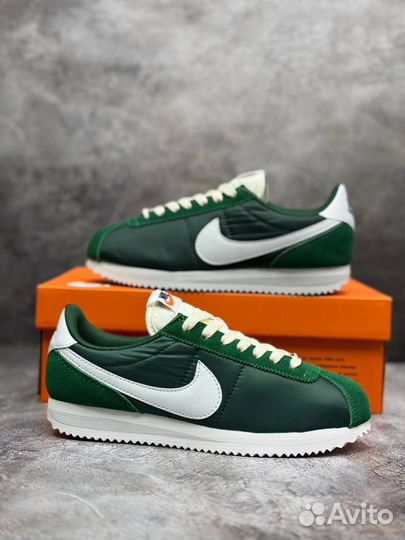 Кроссовки Nike Cortez