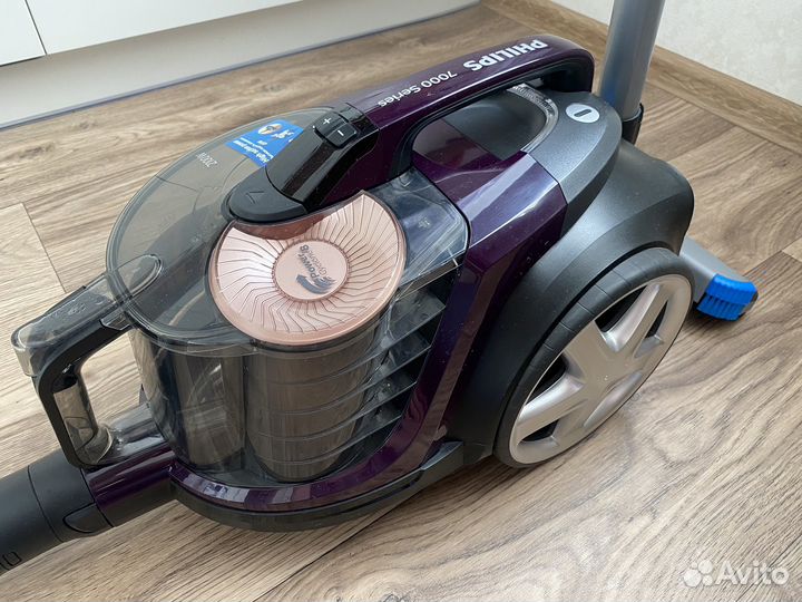 Пылесос Philips 7000 series 2100w