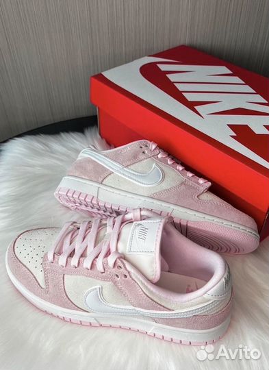 Кроссовки Nike dunk low pink