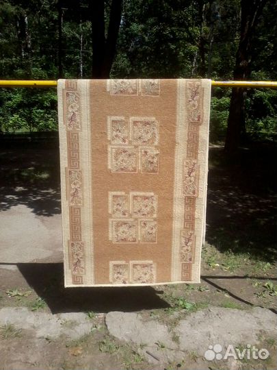 Ковровая дорожка. Размеры:2.30-1.20 м