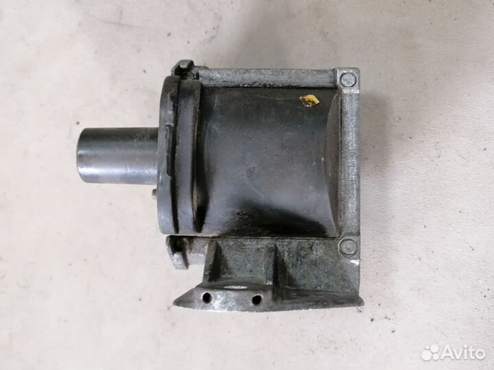 Катушка зажигания Mercedes-Benz 190 W201 1982-93