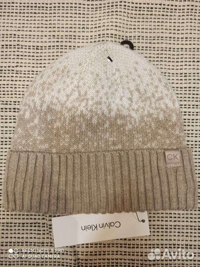 Новая женская шапка Calvin Klein