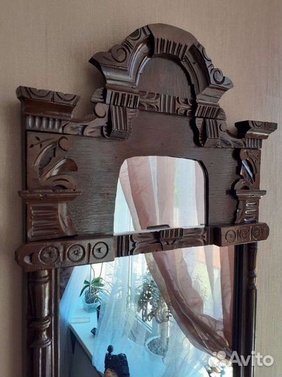 Туалетный столик с зеркалом будуарный столик. Дамс