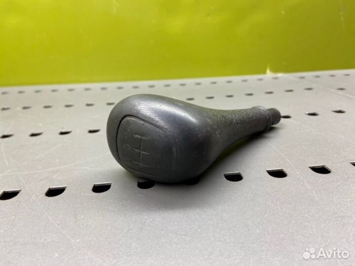 Ручка кпп Mercedes-Benz W124 M111 2.0 1993