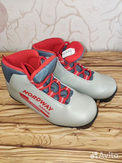 Лыжные ботинки (детские)