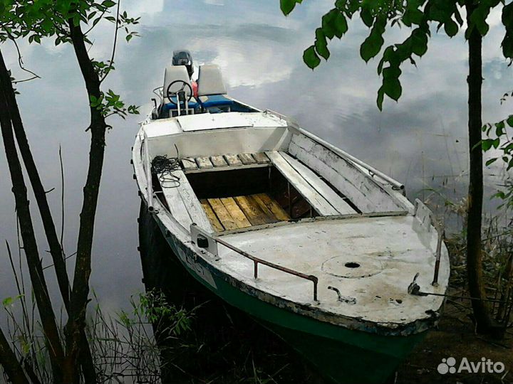 Гулянка с транцем под подвесным мотором
