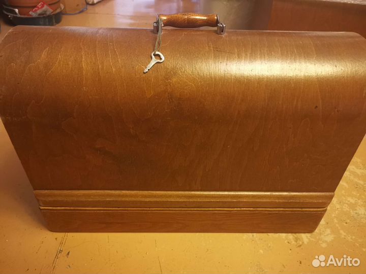 Швейная машина Подольск ручная бу