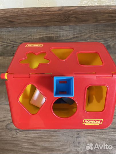 Сортеры, развивающие игрушки для малышей