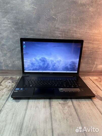 Игровой ноутбук Acer 18.4 i7 Gt 555m