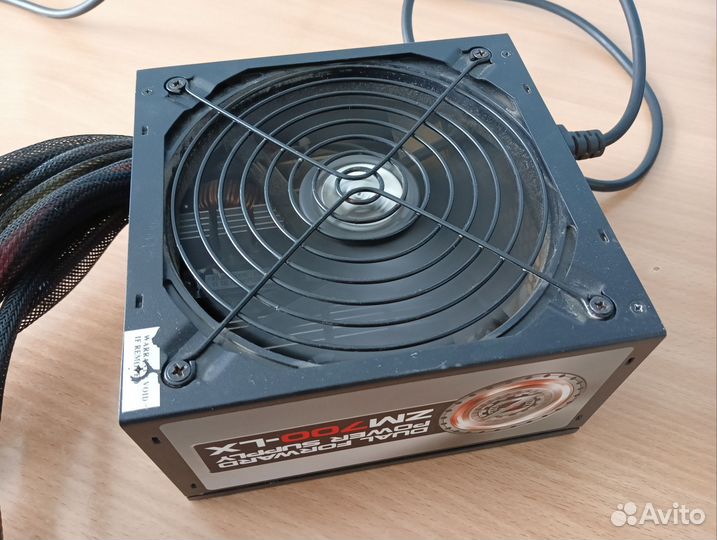 Блок питания Zalman zm700-lx