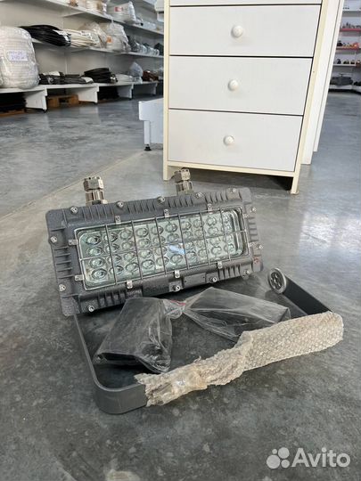 Взрывозащищенный светильник светодиодный вэлан33