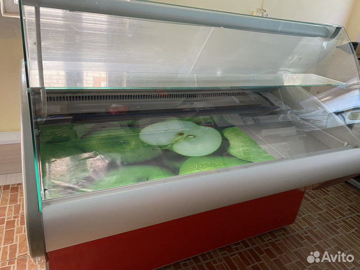 Витринный холодильник