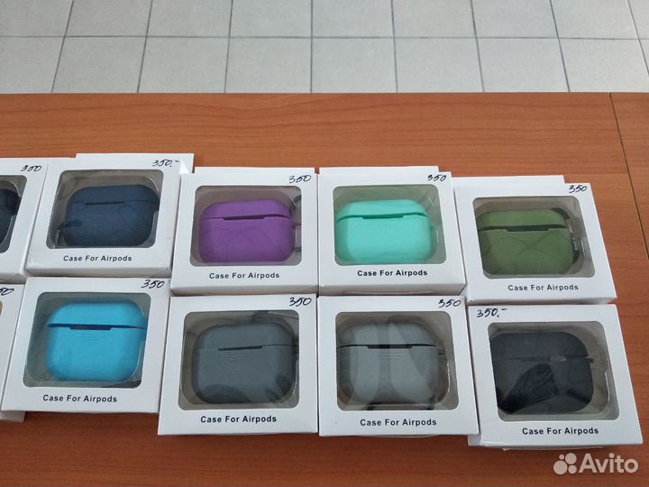 Чехлы на Apple AirPods Pro на бульваре)