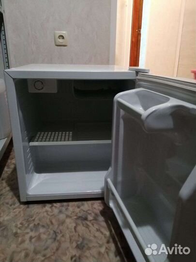 Холодильник бу маленький