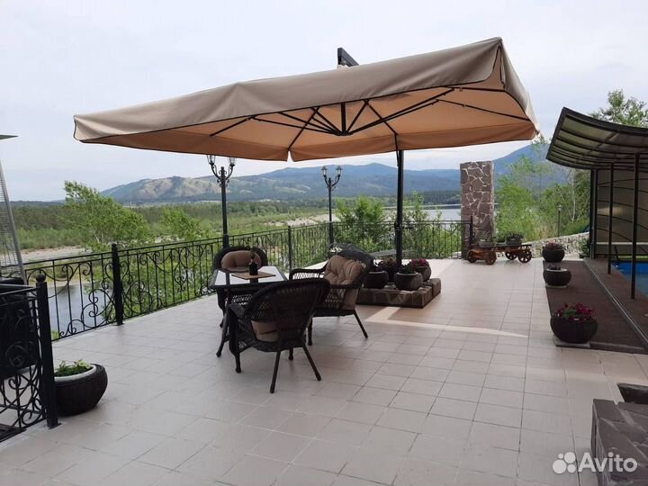 Зонт для сада и дачи. Боковой зонт. Уличный зонт