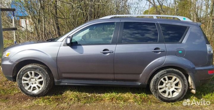 Mitsubishi Outlander 2.0 МТ, 2010, 249 000 км