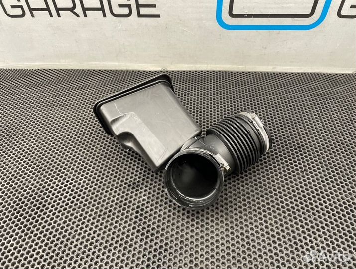 Патрубок воздушный Bmw 5-Series F10 N52B25A 2.5