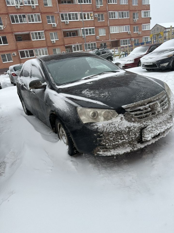 Geely Emgrand EC7: фото владельца