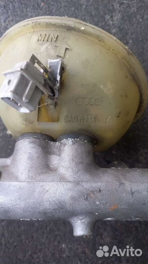 Главный тормозной цилиндр audi 100