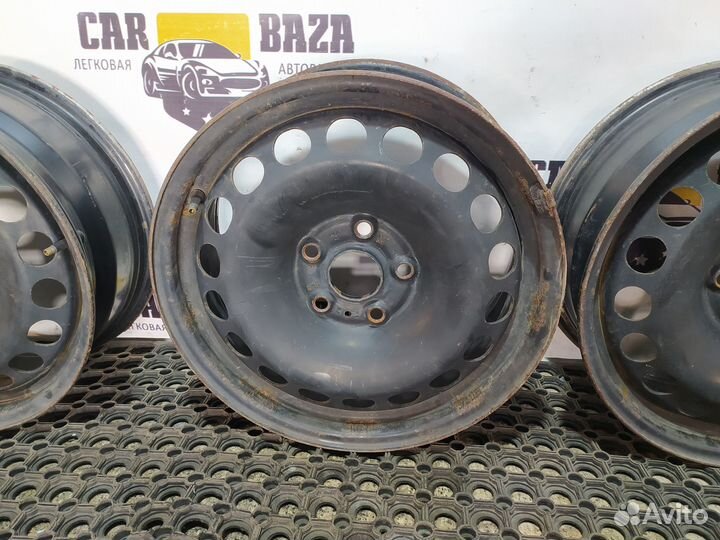 Штампованный диск R16