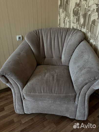 Диван и кресло