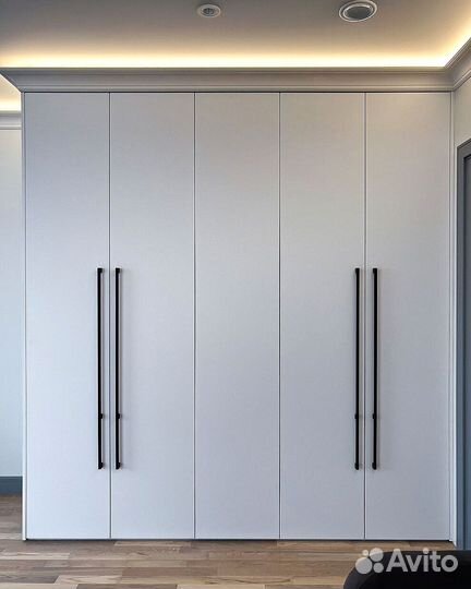 Шкаф для одежды