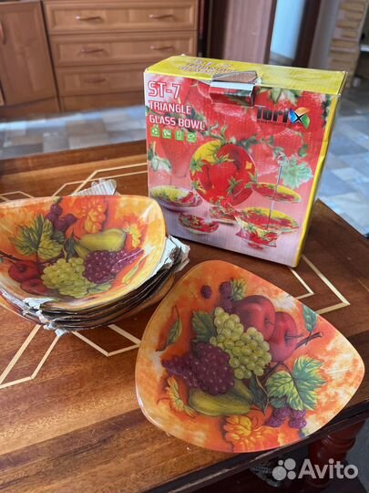 Набор тарелок