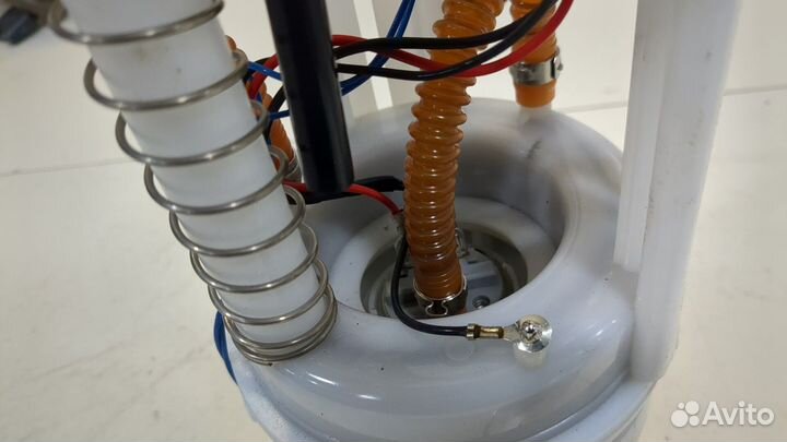 Насос топливный электрический Jeep Grand Cherokee, 2010