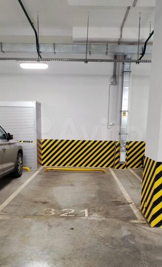 Машиноместо, 13 м²