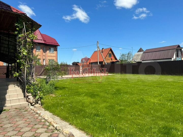 Дом 350 м² на участке 16 сот.