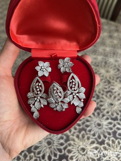 Серебряный комплект