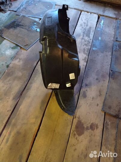 Подкрылок передний hyundai solaris