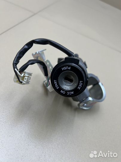 Замок зажигания Kia Rio 3