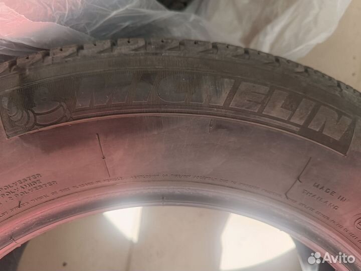 Michelin XW4 215/65 R17 99