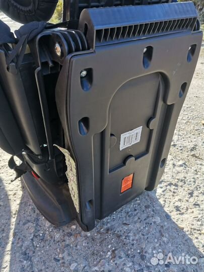 Детское автокресло