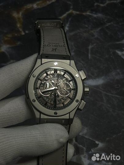 Часы каарцевые hublot classic