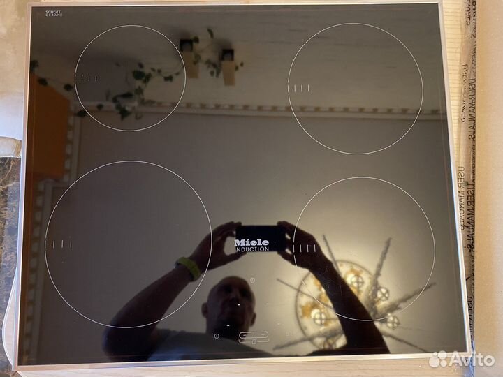 Индукционная варочная панель