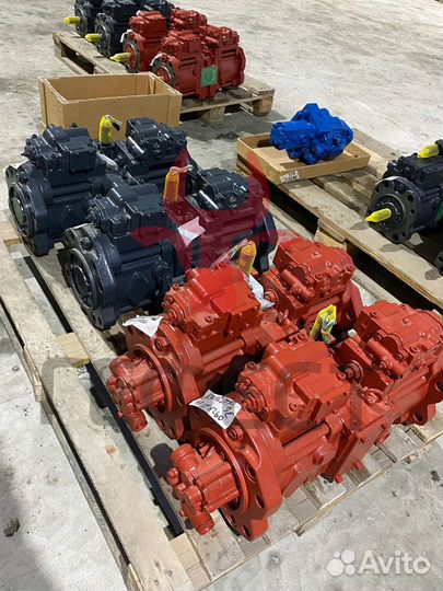 Гидравлический насос Case CX210 K3V112DTP