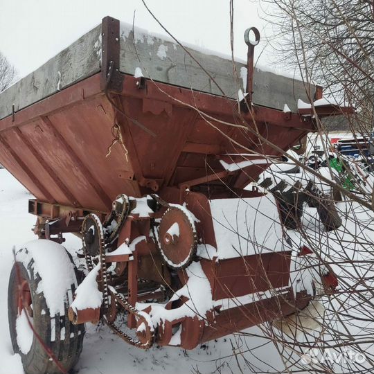 Разбрасыватель удобрений УралАгроМаш МВУ-6Г, 1990