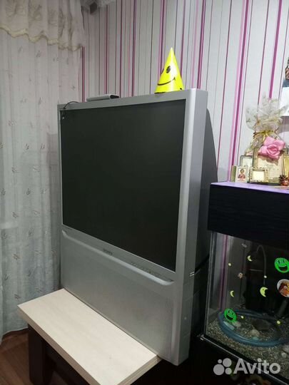 Телевизор samsung жидкокристаллический